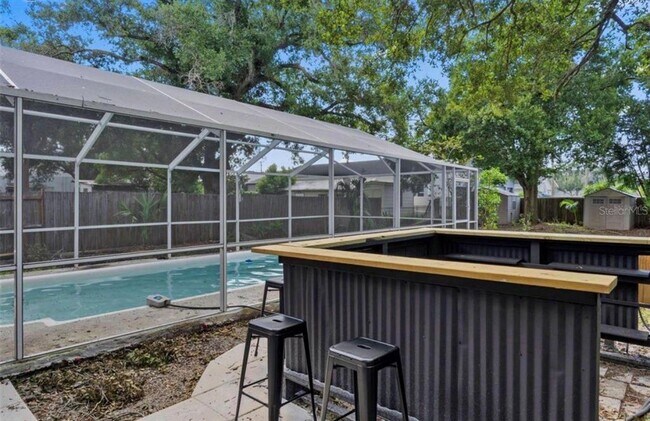 Building Photo - 4412 W Pearl Ave