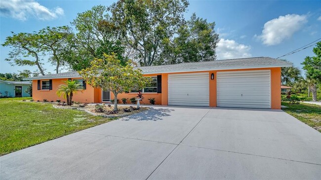 Building Photo - 641 Coral Dr
