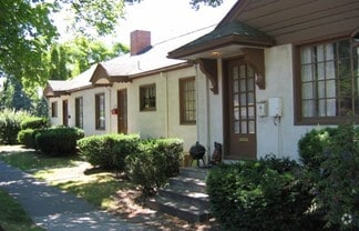 645 NE Campus ST - Apt A - Slocum Apartments