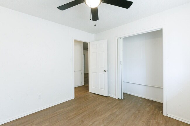 Building Photo - Updated 4 bedroom close to LCU and Tech
