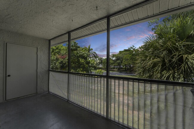 Building Photo - 1224 S Military Trail