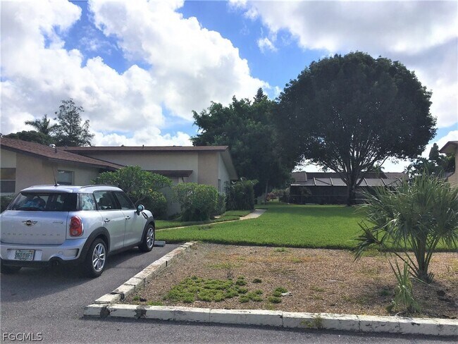 Building Photo - 6194 Principia Dr