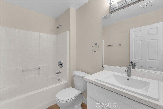 Building Photo - 1341 Beach Club Dr