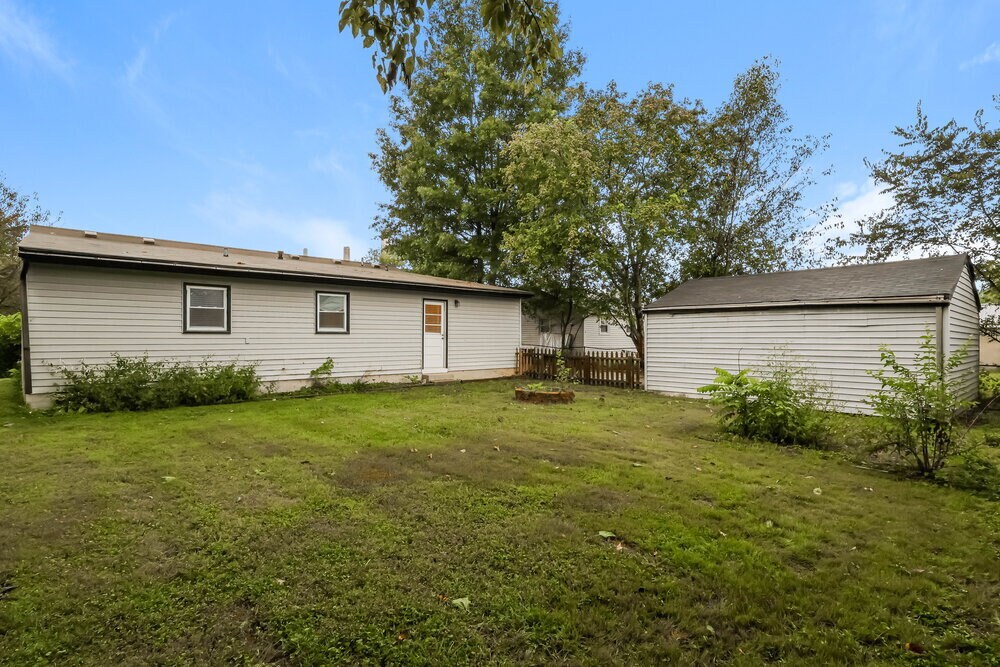 Building Photo - 7303 Dunkirk Ln