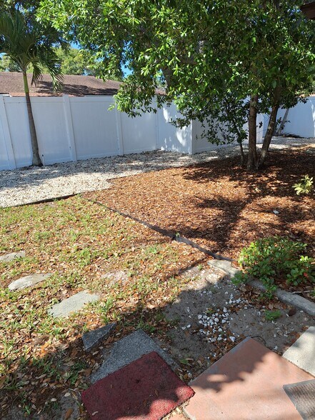Building Photo - 77 Overbrook Blvd