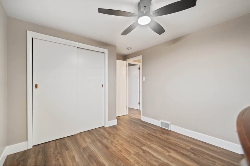 Building Photo - 1490 Clay Pike