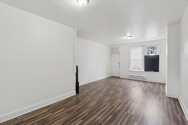 Building Photo - 3 Bedroom House North Philly- Will Accept 2 Bedroom Vouchers!