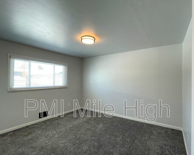 Building Photo - 7115 Vrain St