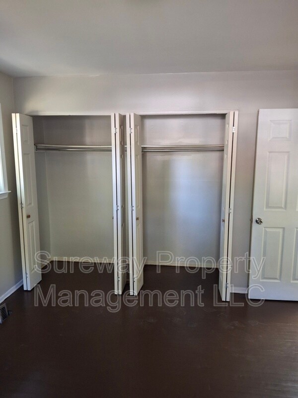 Building Photo - 1002 Belleview Blvd