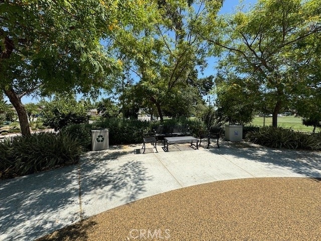 Building Photo - 27012 El Retiro