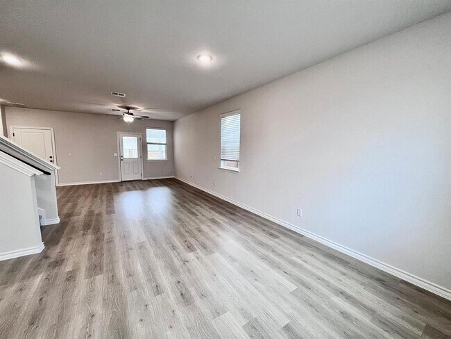 Building Photo - 4701 Lavender Field Path