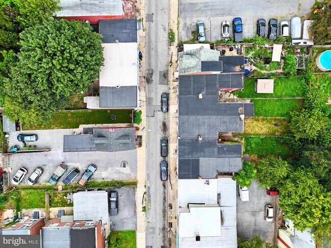 Building Photo - 464 Lafayette St