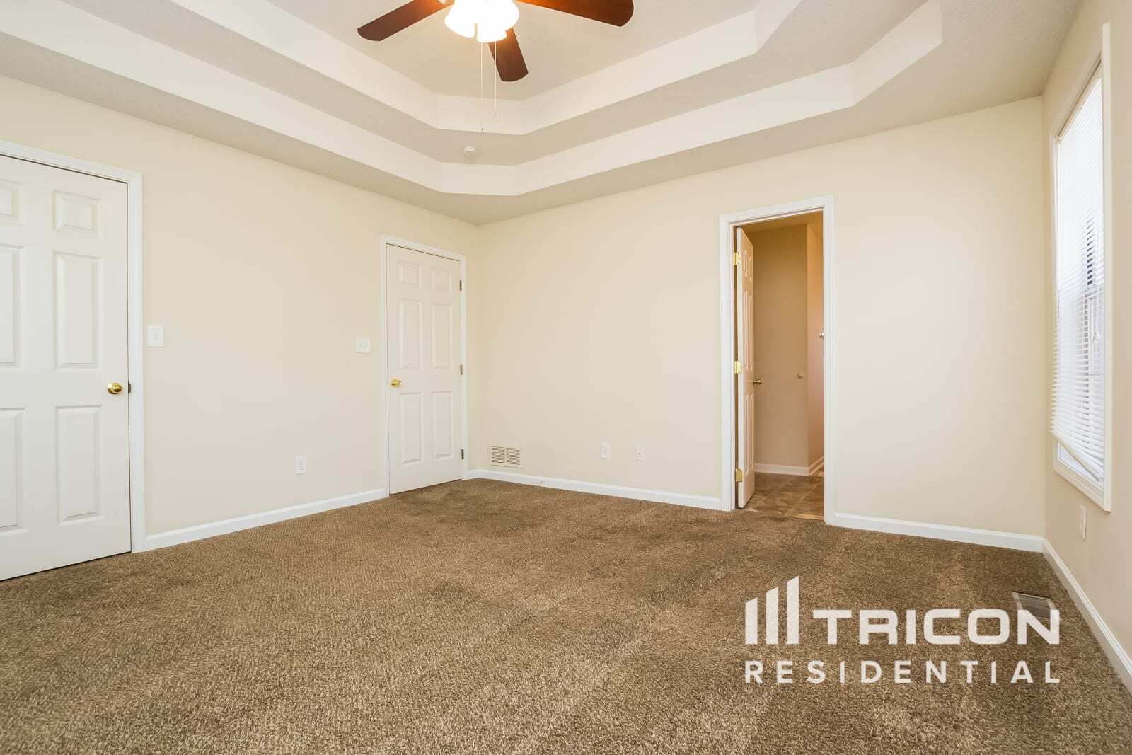 Building Photo - 1601 Larkwood Dr