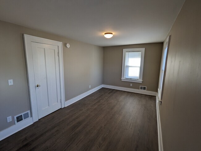 Building Photo - 43 Terrace Park