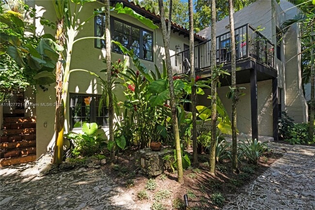 Building Photo - 4086 Raynolds Ave