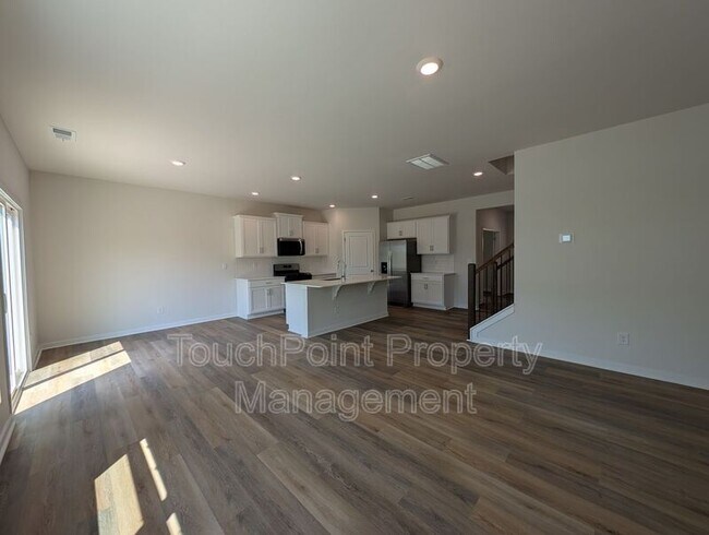 Building Photo - 3433 Austin Duncan Dr