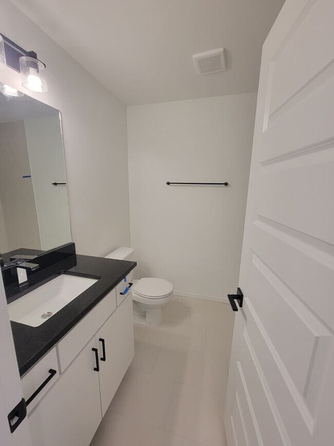 Building Photo - Stunning New Construction Simmons Home - 5 Bed 3 Bath - Pond View!