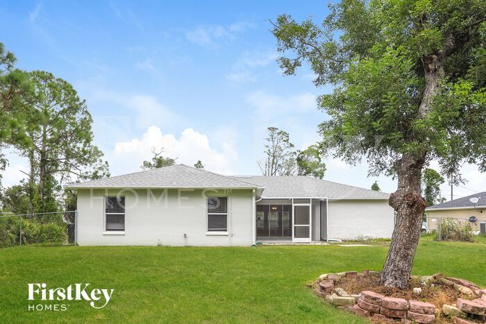 Building Photo - 2957 Wenona Dr