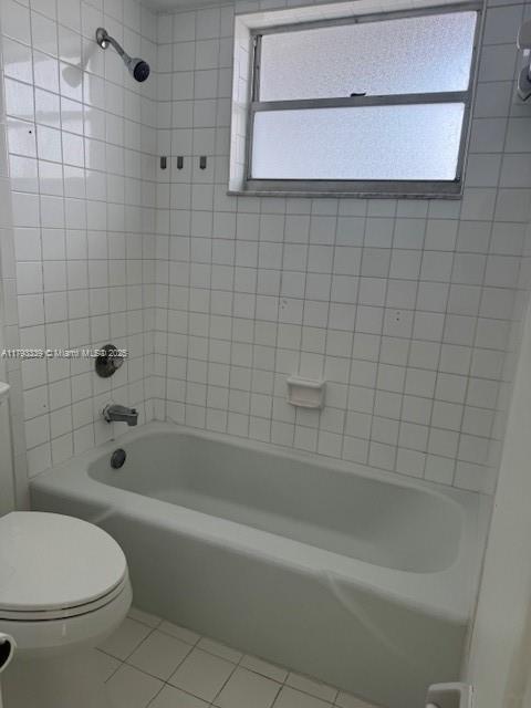 Building Photo - 1750 W 46th St