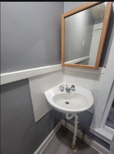 Building Photo - 55 Cotter Ave