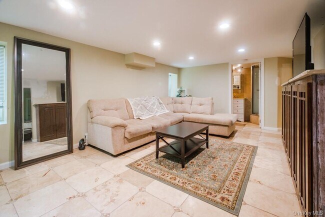 Building Photo - 64 Furnace Woods Rd