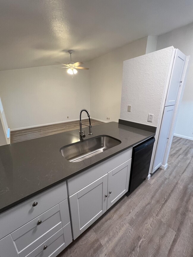 Building Photo - 8848 Meadow Range St