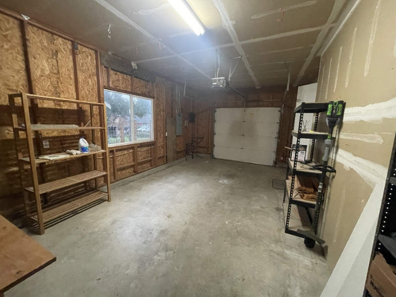 Building Photo - 3615 Britzman Loop