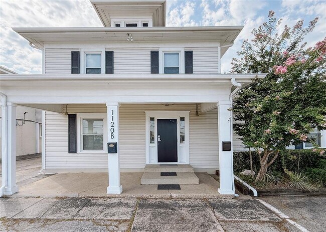 Building Photo - 1120 NW 51st St