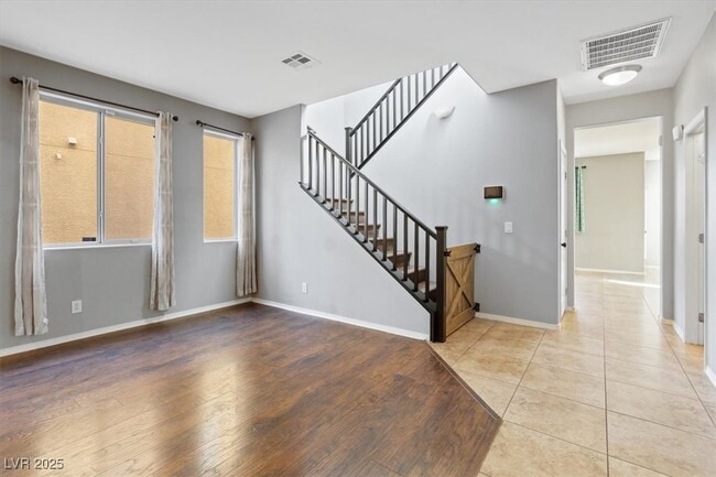 Building Photo - 10645 Mt Jefferson Ave