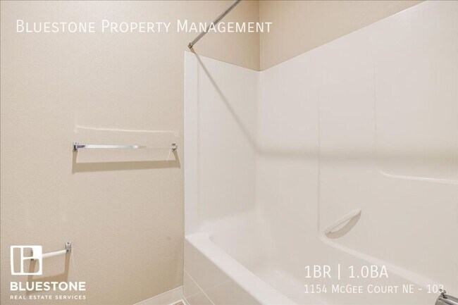 Building Photo - 1154 Mcgee Ct NE