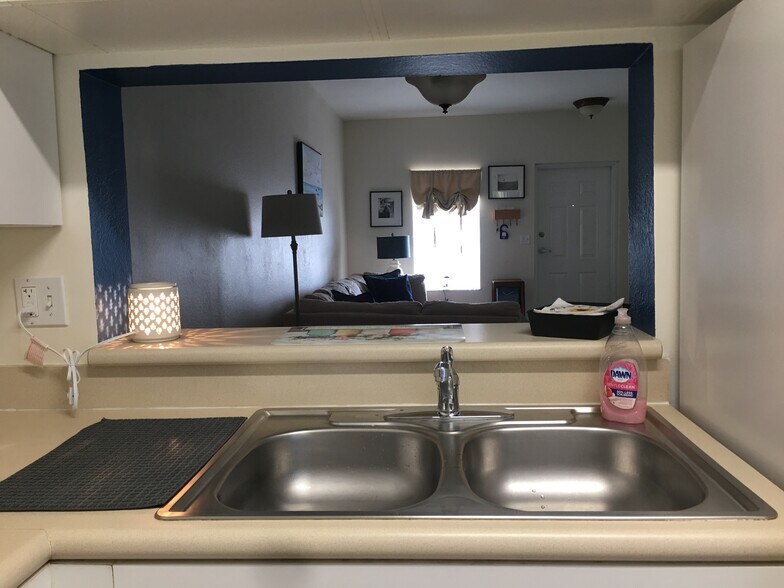 Building Photo - 8513 Bernwood Cove Loop