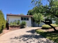 Building Photo - Nice 3 bed, 2 bath home in El Dorado Hills
