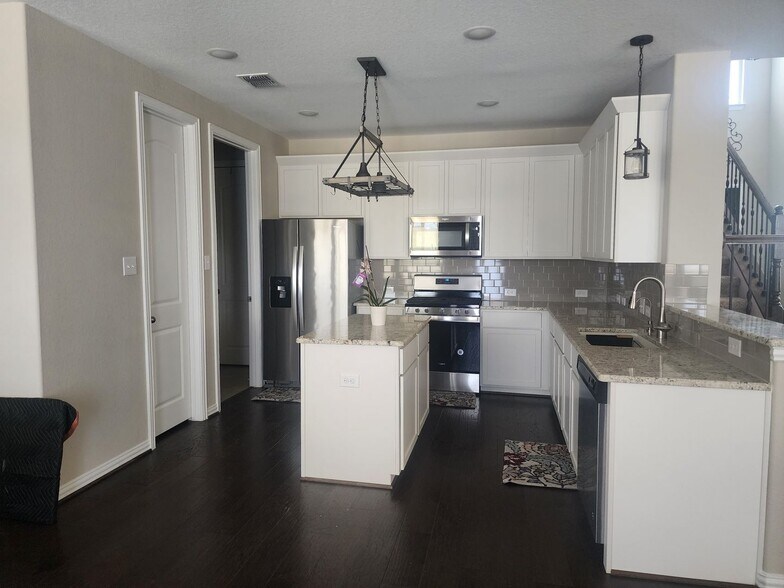 Building Photo - 13707 Kotili Ln