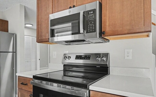 Building Photo - 2527 Morningside Dr