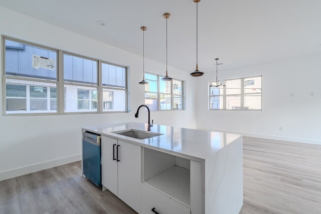 Building Photo - Rooftop Living Steps from Greenville Ave | 3BR/3.5BA Townhome