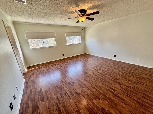 Building Photo - 7706 Sandia Bluff