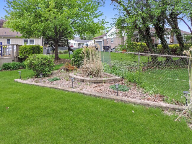 Building Photo - 37183 Vargo