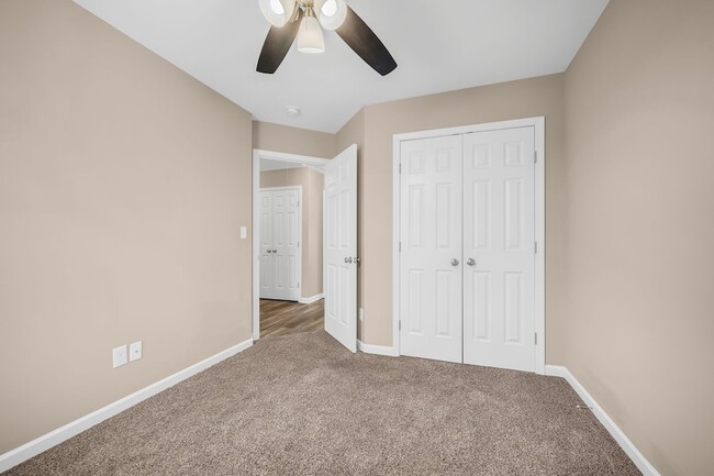 Building Photo - 1911 9th Ave N