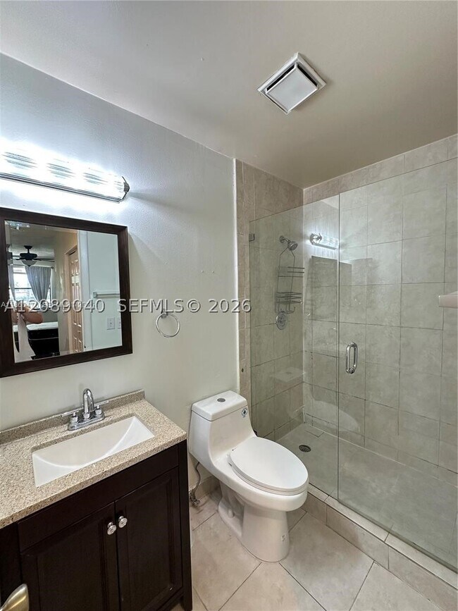 Building Photo - 9865 Riverside Dr