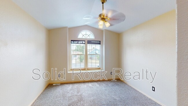 Building Photo - 4770 Beechvale Dr