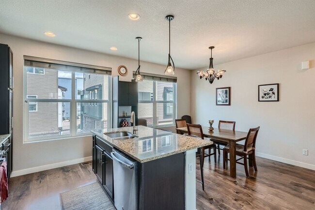 Building Photo - 11243 Colony Cir