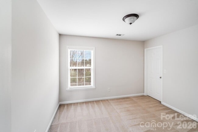 Building Photo - 9710 Rocky Ford Rd