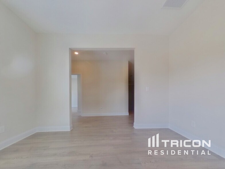 Building Photo - 474 Cantrell Dr