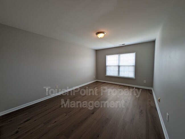 Building Photo - 11307 Breezehill Ln