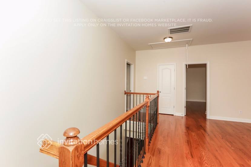 Building Photo - 8013 Whitehawk Hill Rd
