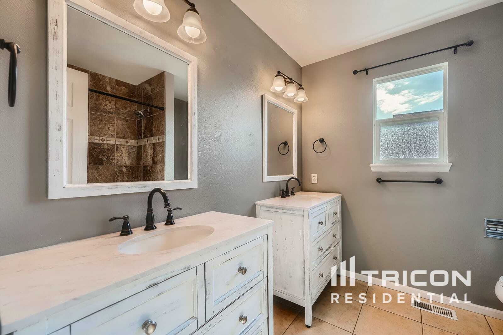 Building Photo - 20204 E Progress Pl