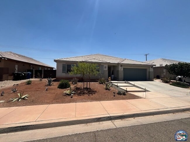 Building Photo - 916 Fieldbrook Ct