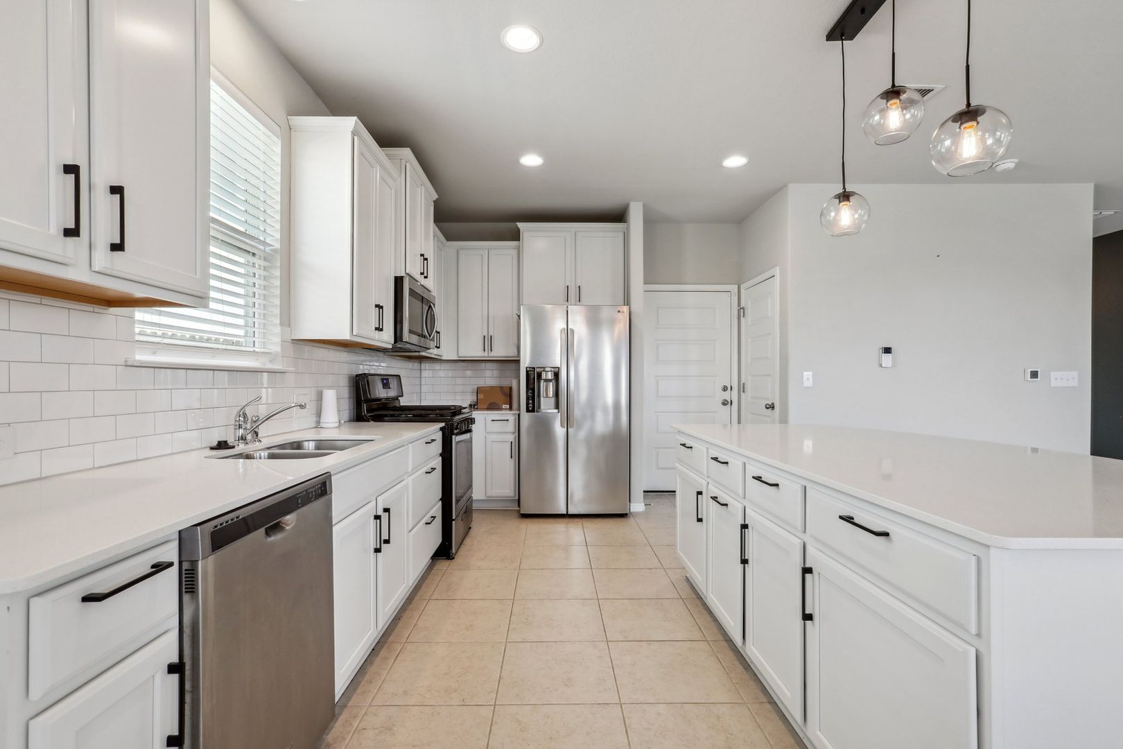 Building Photo - 10210 Ansel Dr