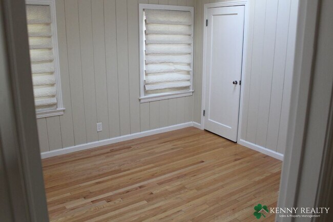 Building Photo - Corner Lot Single Family Home