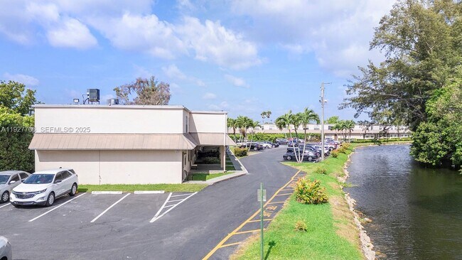 Building Photo - 4100 NW 16th Ave